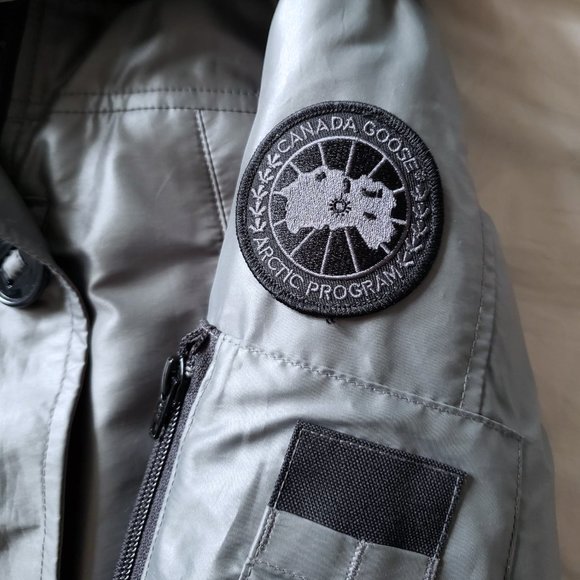 Canada Goose Black Label Montebello Parka (XXS) - Picture 7 of 13